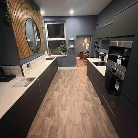 Modern 5 Bedroom Terraced Luxurious House Colwyn Bay Zewnętrze zdjęcie