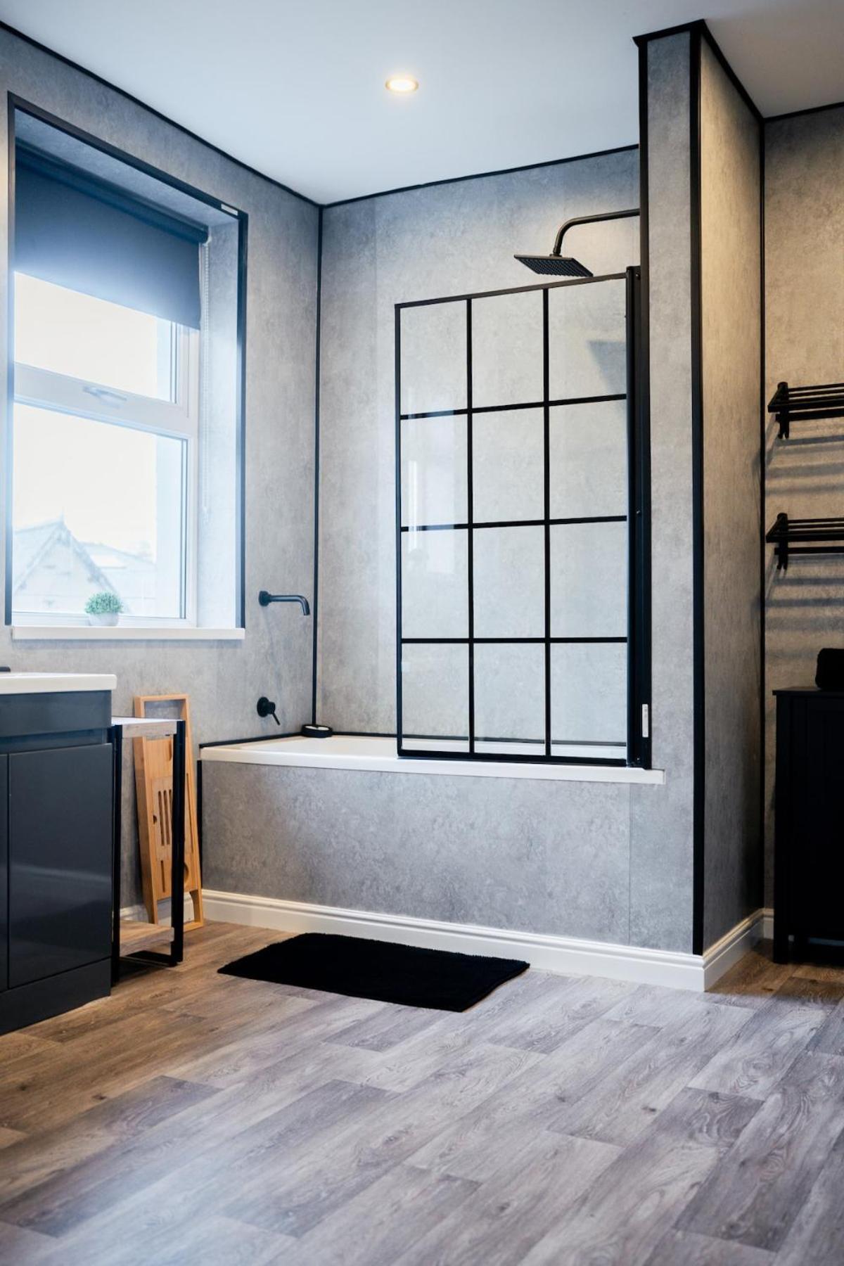 Modern 5 Bedroom Terraced Luxurious House Colwyn Bay Zewnętrze zdjęcie