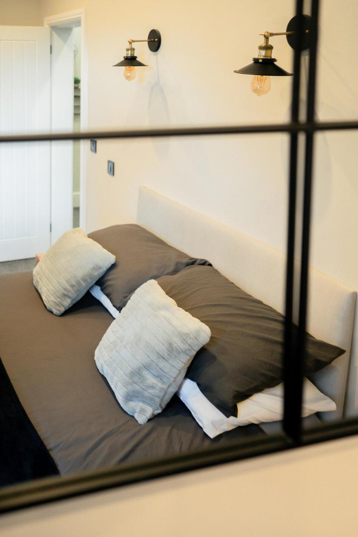 Modern 5 Bedroom Terraced Luxurious House Colwyn Bay Zewnętrze zdjęcie
